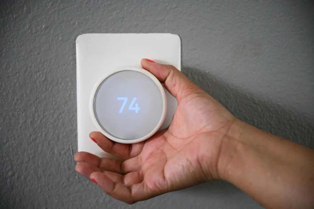 Zone thermostat in Austin office building